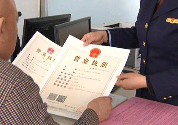 如何保證西安西瑪電機(jī)在使用過程中的維護(hù)保養(yǎng)。